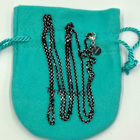 Tiffany & Co. necklace - Picture 2 of 4